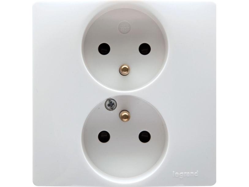 Jordet Stikdåse 16a 250v Hvid   664541 fra Legrand